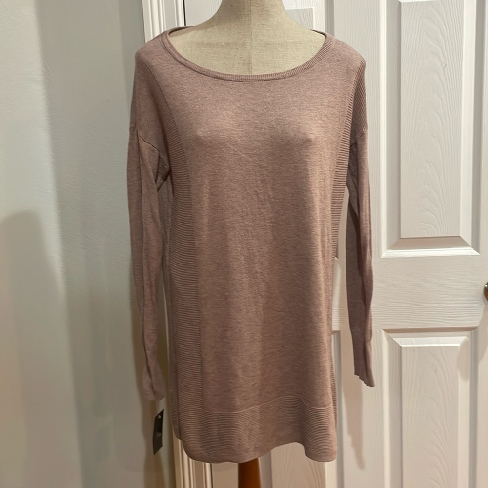 Mossimo sweater dress tunic short boat neck lavender Side vents women’s size M